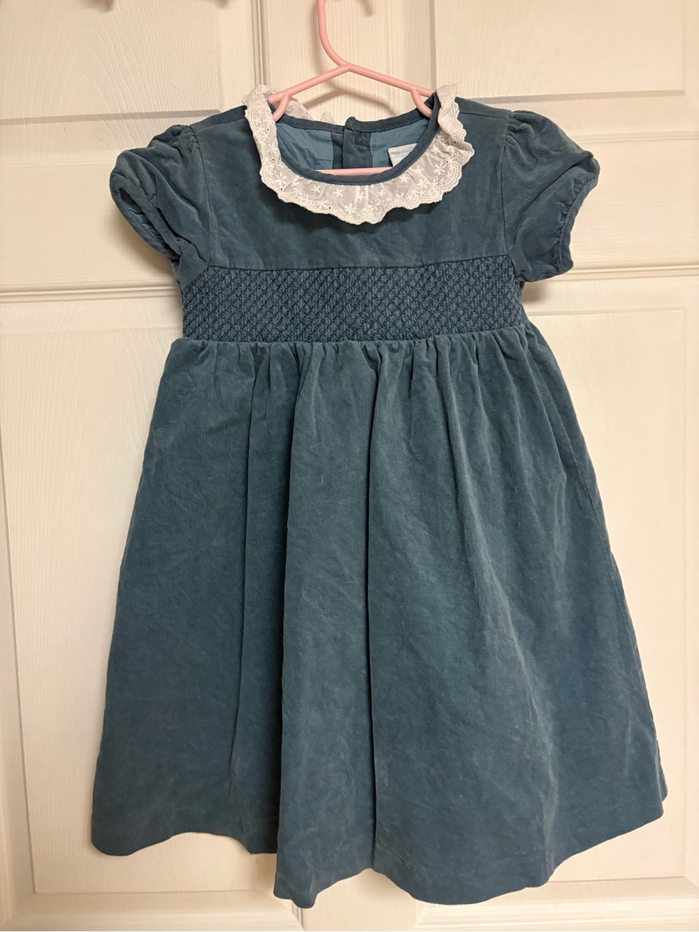Edgehill Collection Velvet Dress with White Lace Collar 5